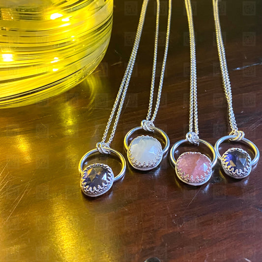 juicy strawberry quartz gemstone necklace